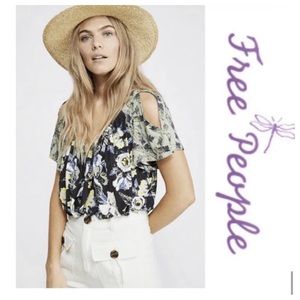 Free People Baja Babe Cold Shoulder Floral Top Sz XS 
P2P 21” runs larger NWT!